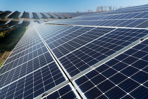 Smart Inverters in Commercial Solar Systems